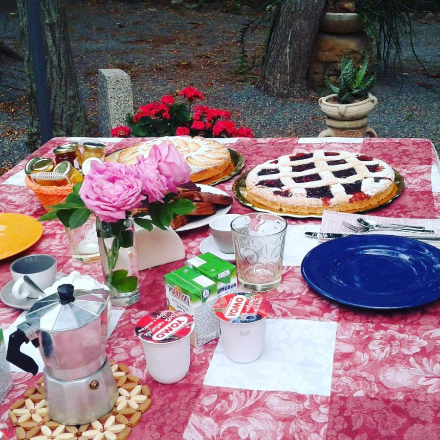 B&B Il Girasole SantʼAnna Arresi Zewnętrze zdjęcie