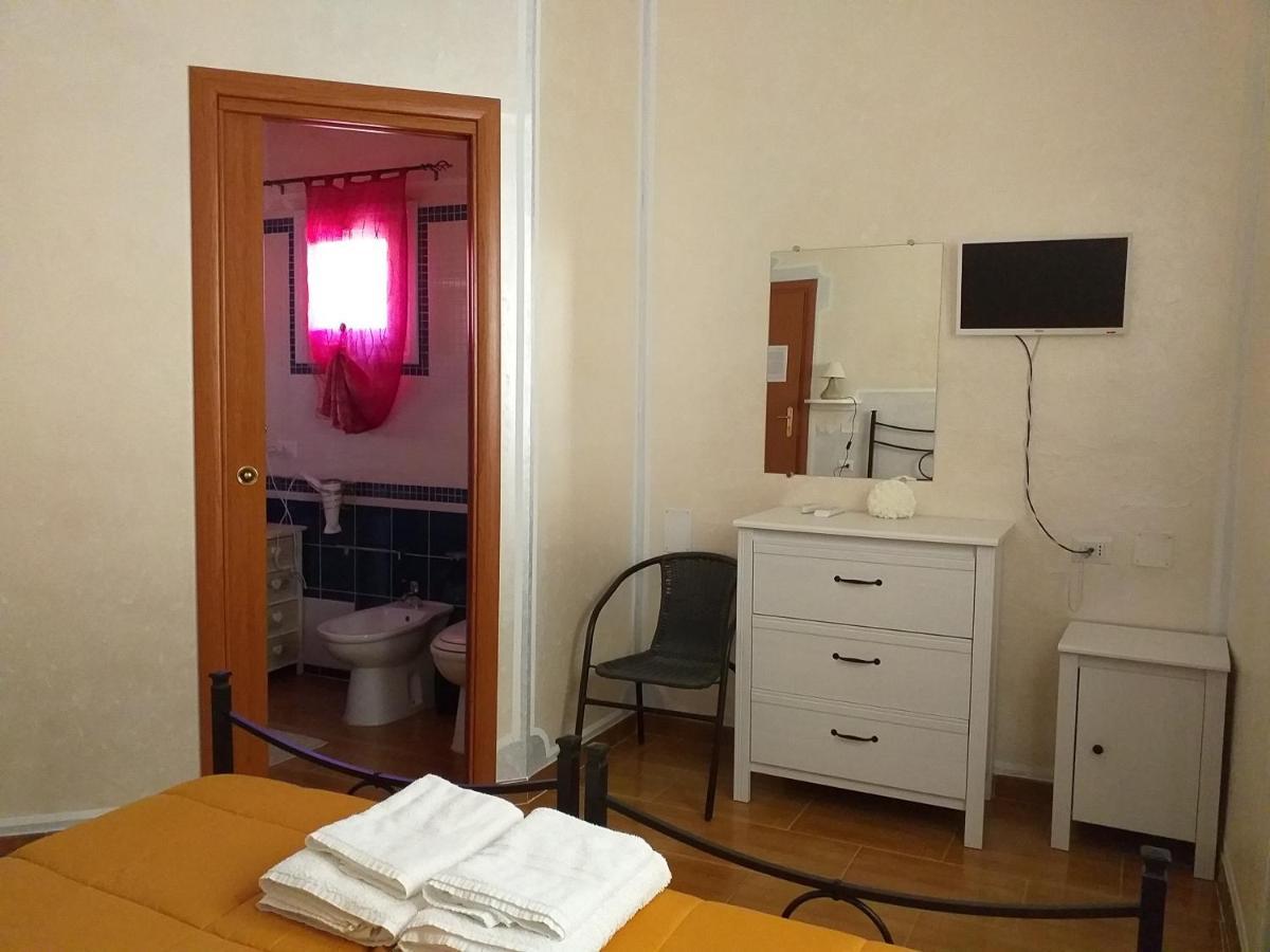 B&B Il Girasole SantʼAnna Arresi Zewnętrze zdjęcie